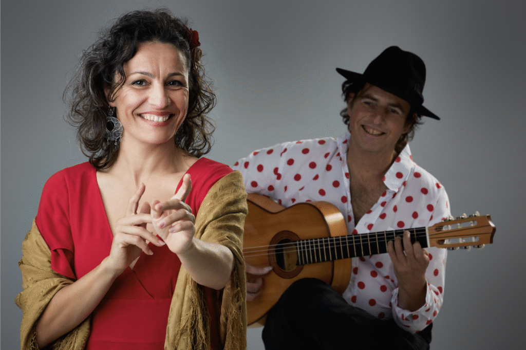 Zangeres Mónica Coronado geeft samen met gipsy flamencogitarist Manito een warmbloedige voorstelling met Spaanse songs. Hierin wordt de luisteraar meegenomen naar een wereld vol passie, weemoed hartstocht. Op het repertoire staat zowel bestaande als zelfgeschreven Spaanstalige nummers. Dit optreden is een must see voor flamenco liefhebbers, tickets vanaf nu verkrijgbaar.